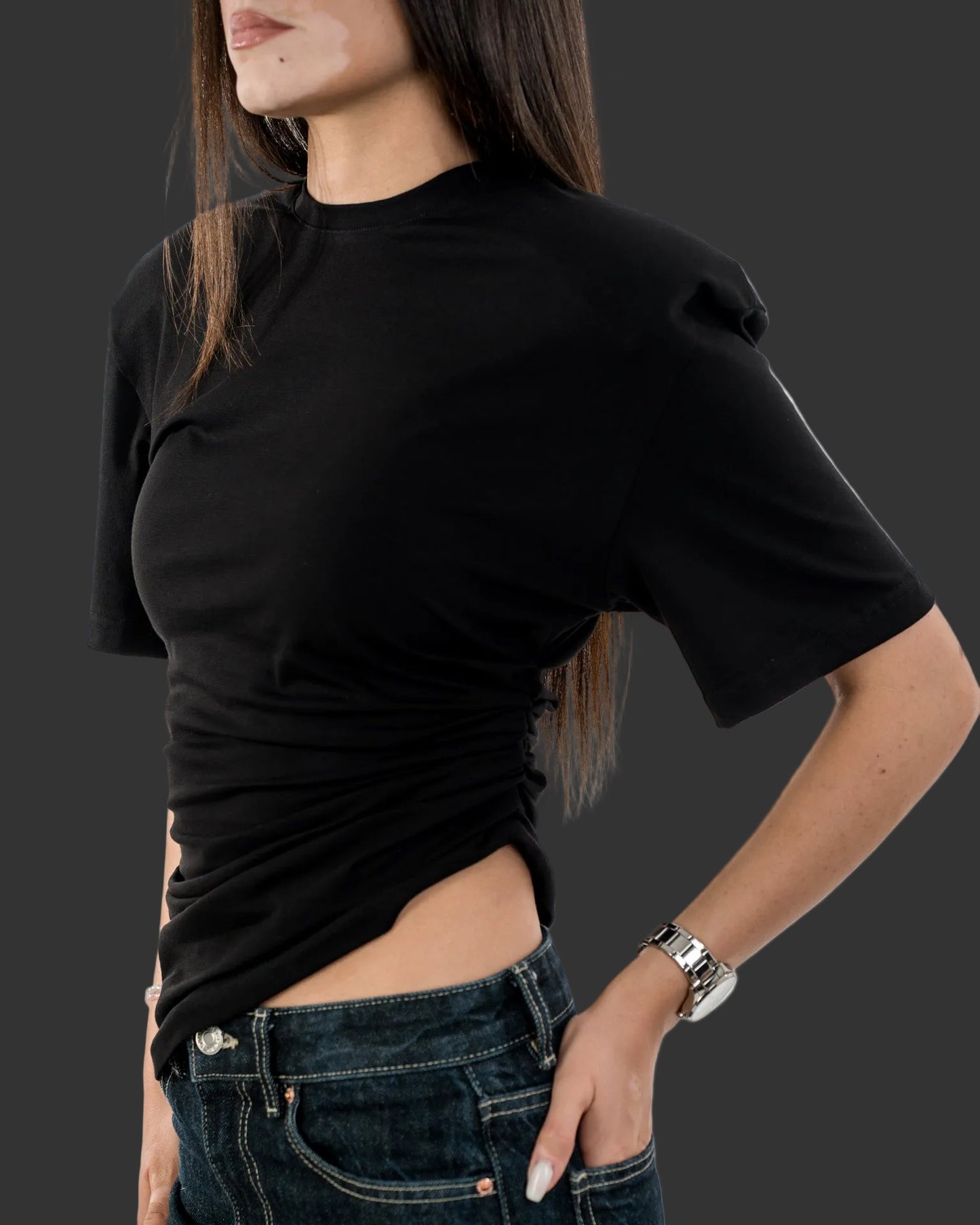 Rafa™ – Contour Tee
Black