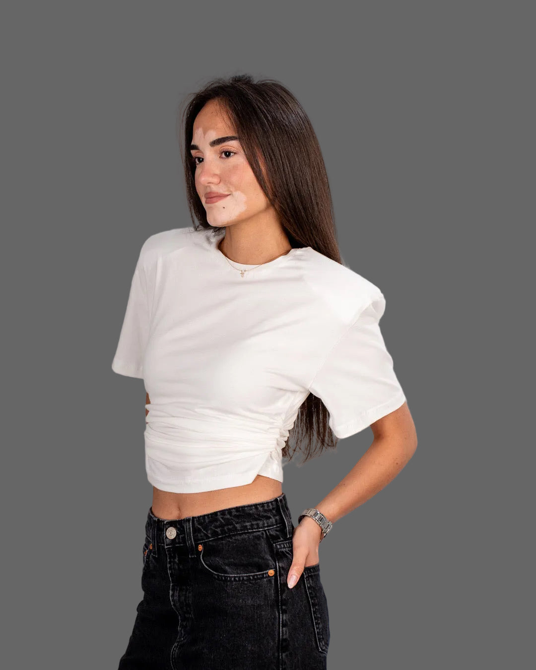 Rafa™ – Aura Tee